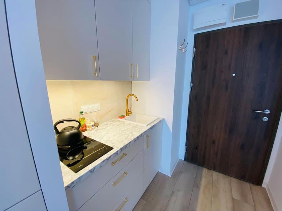 Gustowny Apartament Na Woli Varsovia Exterior foto