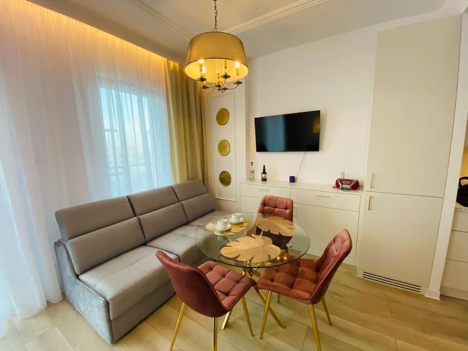 Gustowny Apartament Na Woli Varsovia Exterior foto